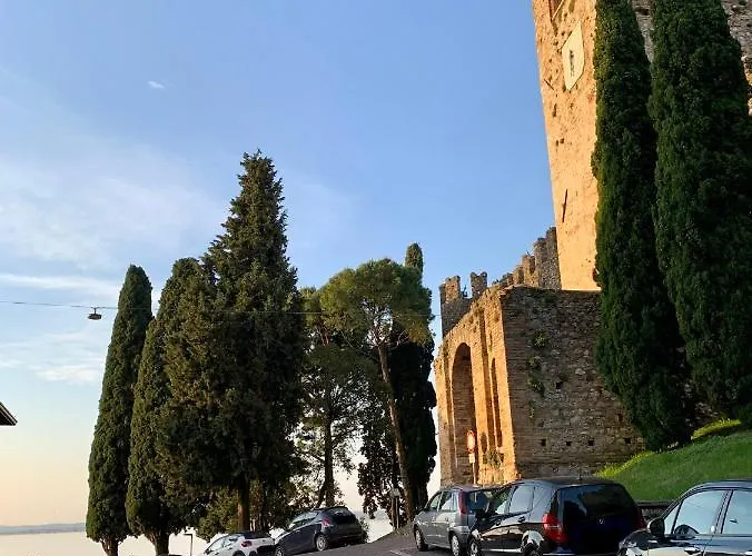 Incantevole * Moniga del Garda
